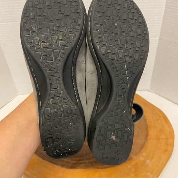 DANSKO Grey Suede Ankle Strap Ballet Wedges Sz:40 - Picture 9 of 10